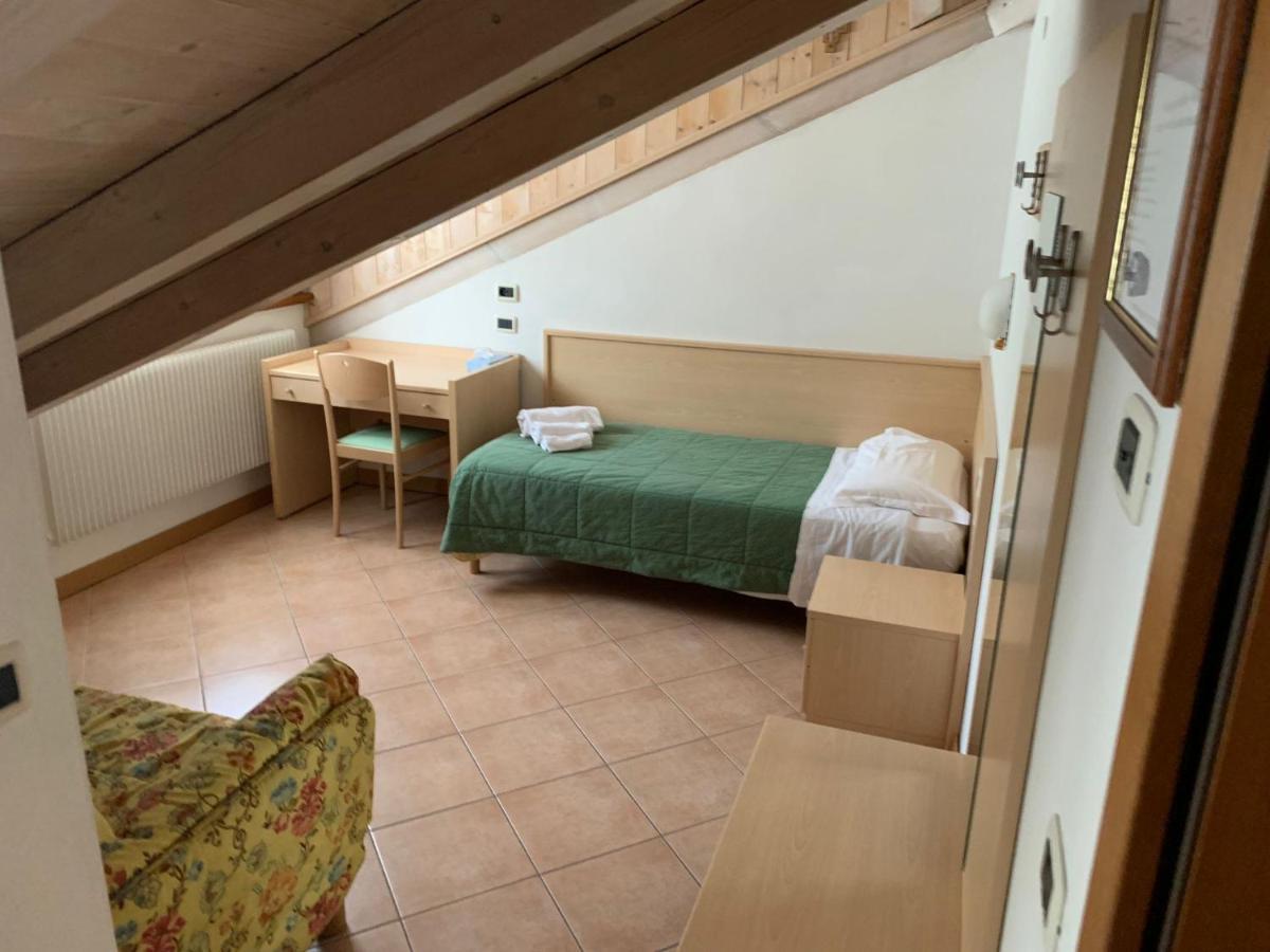 بينْسولُ Hotel Garni B&B Maffei المظهر الخارجي الصورة